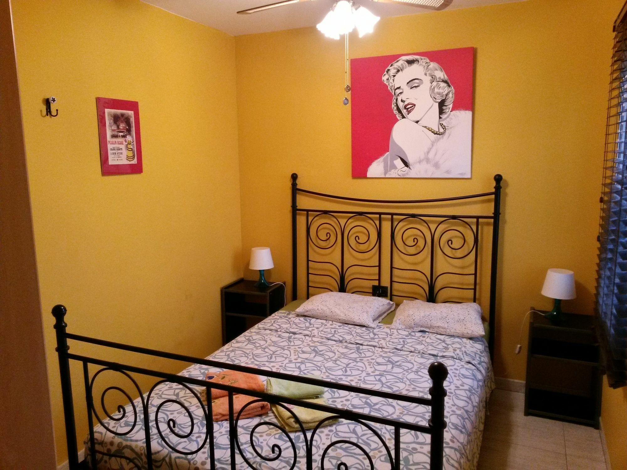 Apartamento Mediterraneo ปิเนดาเดมาร์ ภายนอก รูปภาพ