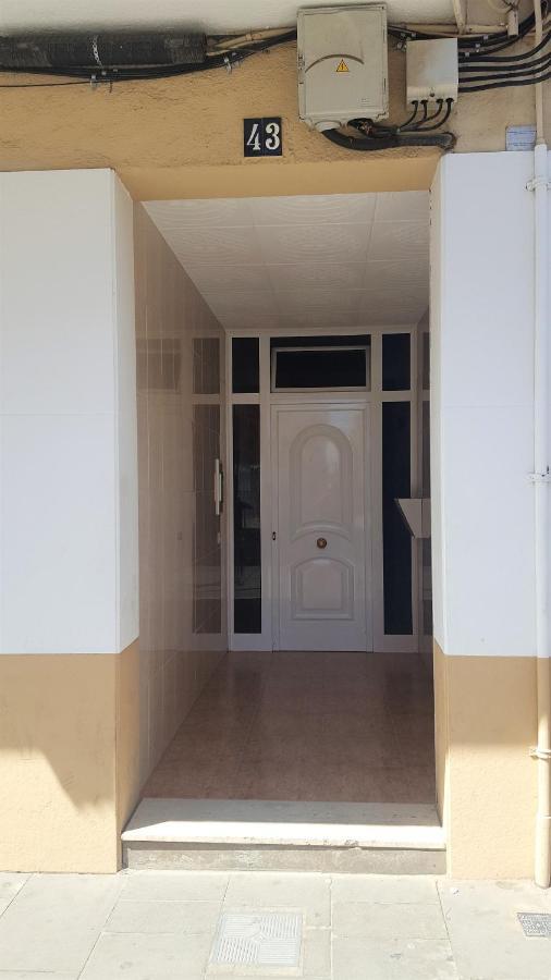 Apartamento Mediterraneo ปิเนดาเดมาร์ ภายนอก รูปภาพ