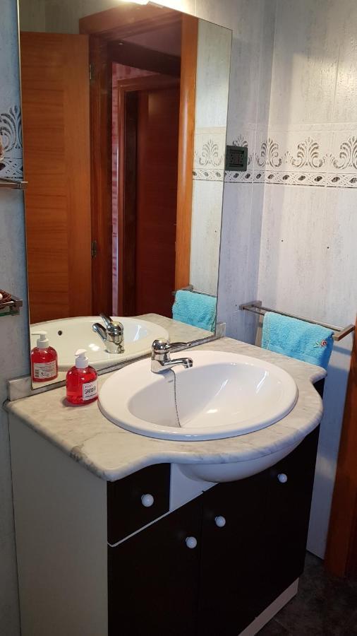 Apartamento Mediterraneo ปิเนดาเดมาร์ ภายนอก รูปภาพ