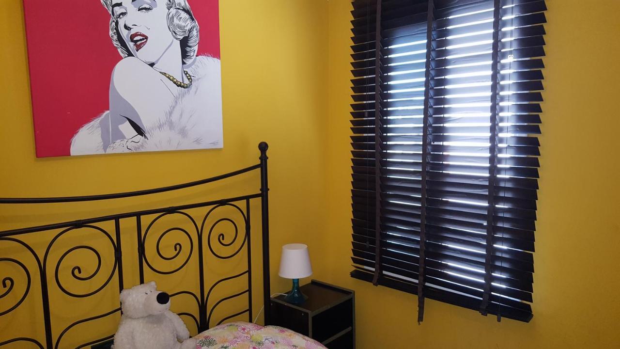 Apartamento Mediterraneo ปิเนดาเดมาร์ ภายนอก รูปภาพ